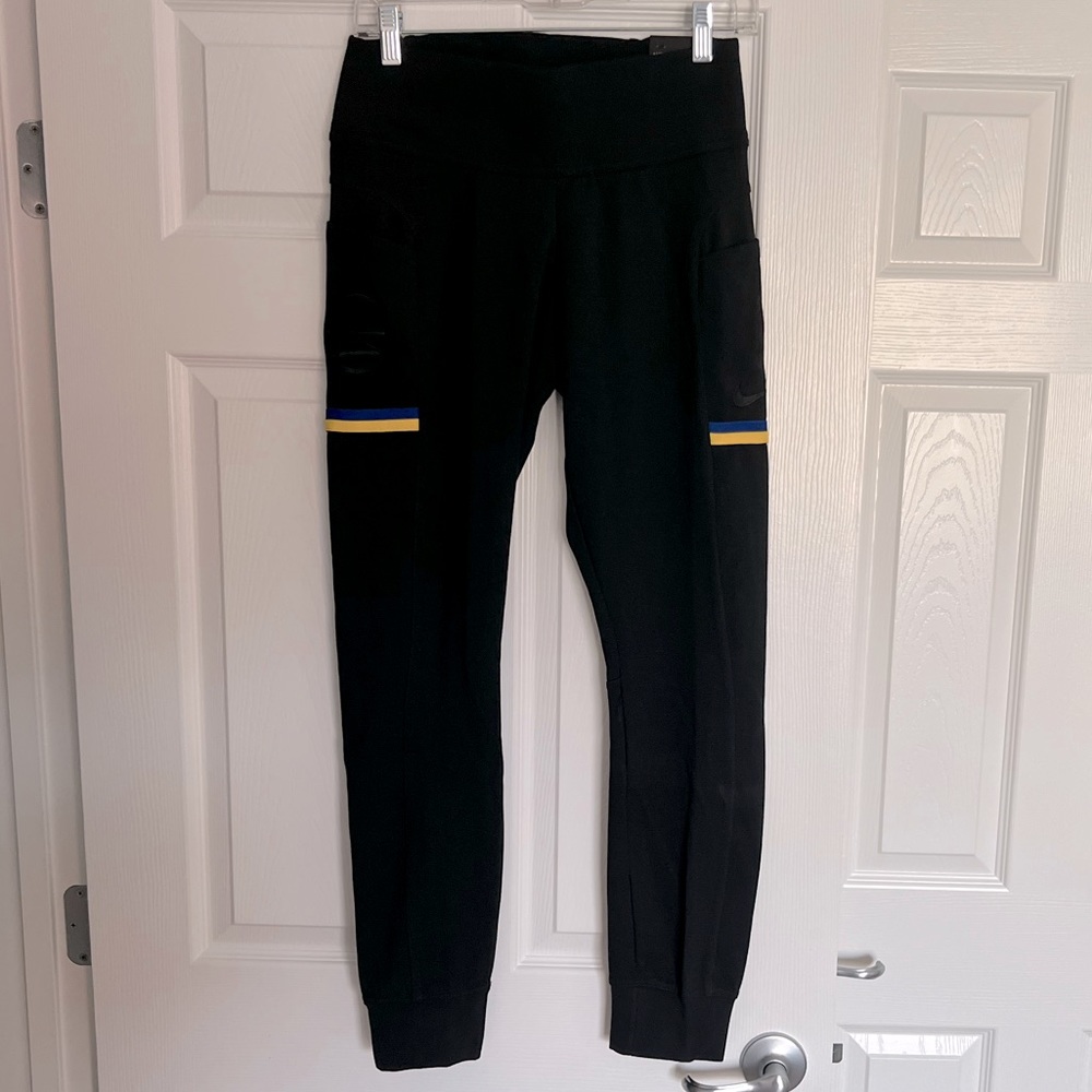 NWT Nike Golden State Warriors Tight Fit Leggings